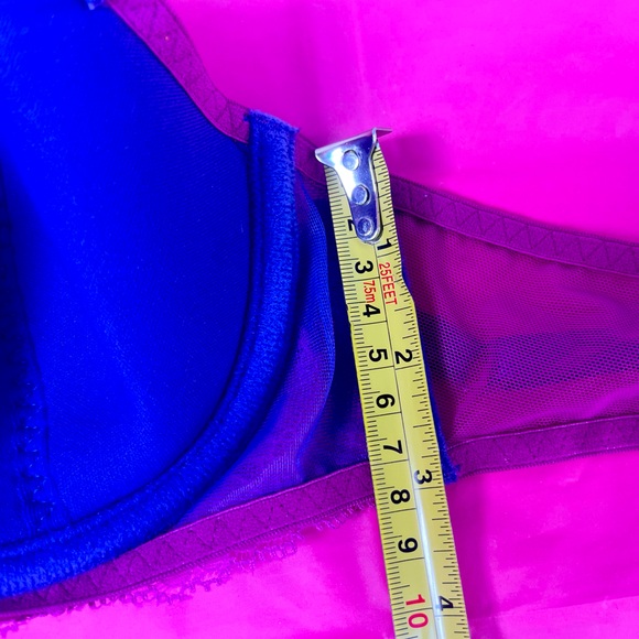 DKNY 32 C bra ,new without the tags - Picture 3 of 8